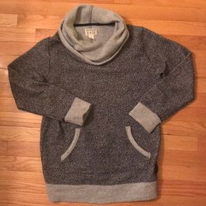 Converse sweatshirt